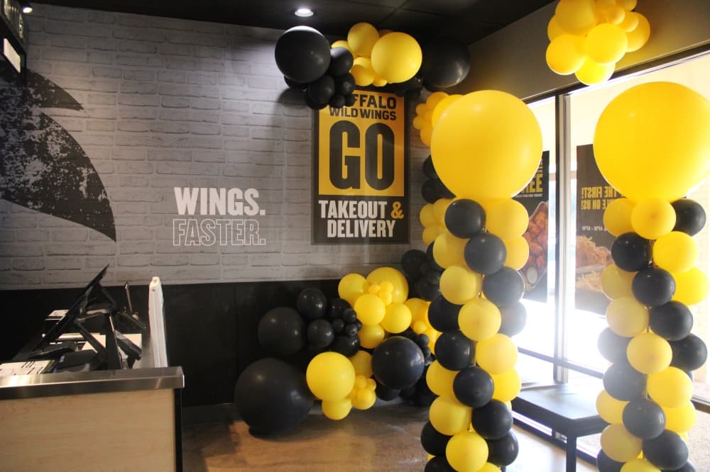 Buffalo Wild Wings Go brings limited menu to Richardson