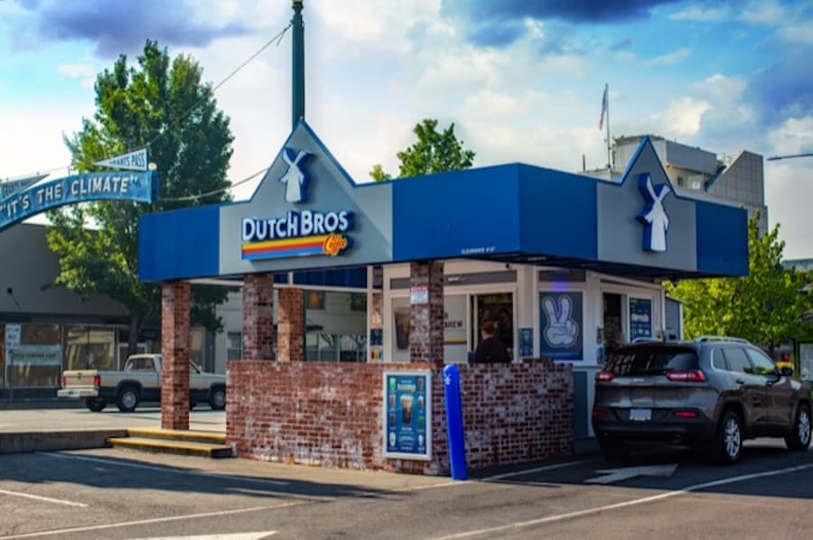 Dutch Bros Coffee to offer cold brews, more in Lewisville