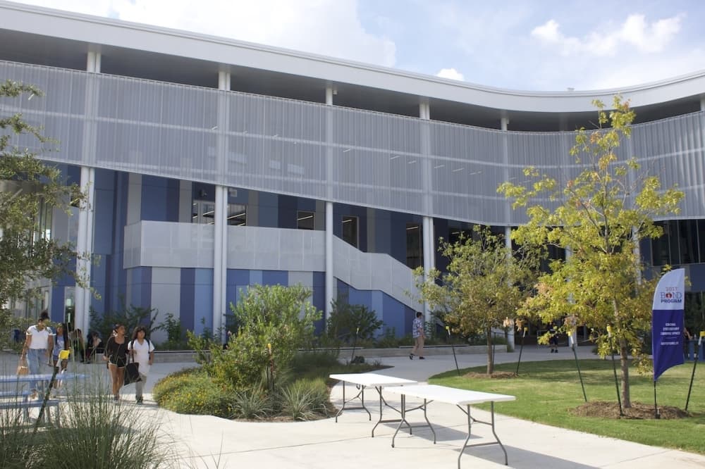 Austin ISD community celebrates opening of Dr. General Marshall Middle School