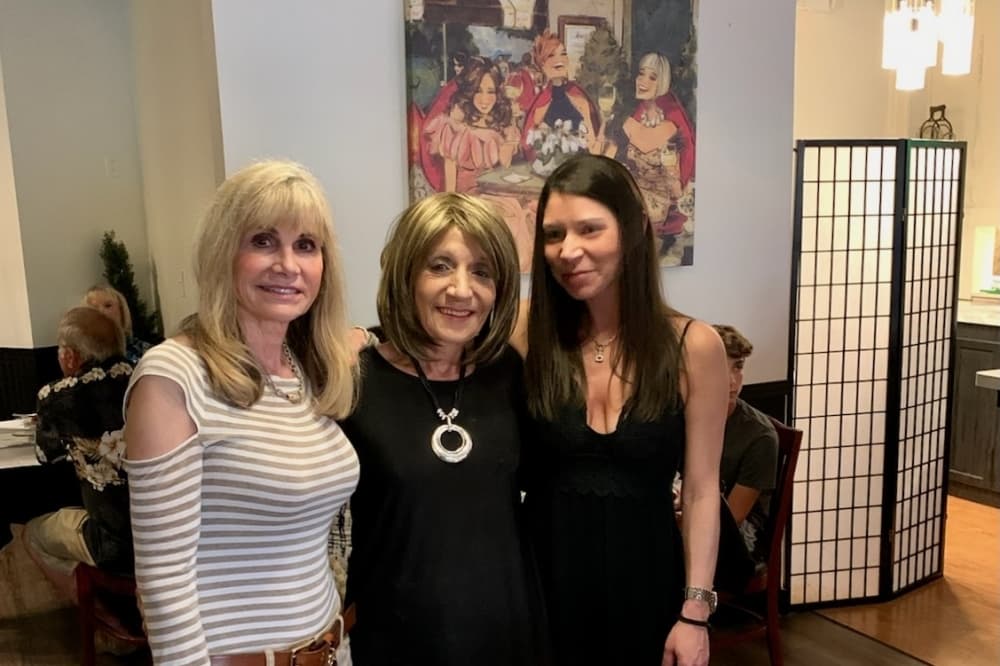 Robin Lieberman, Josephine DeLooze and Miranda DeLooze