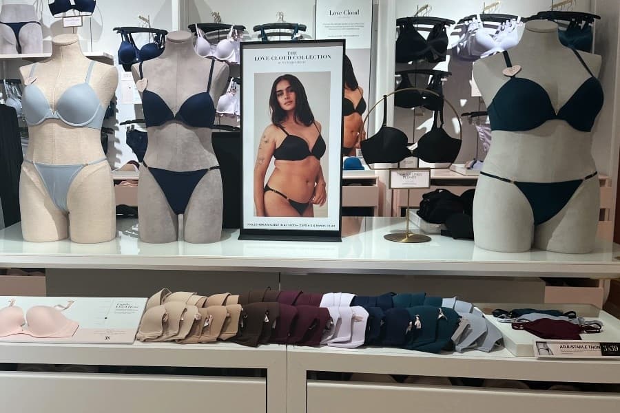 Renovated Victoria's Secret debuts in Grapevine Mills