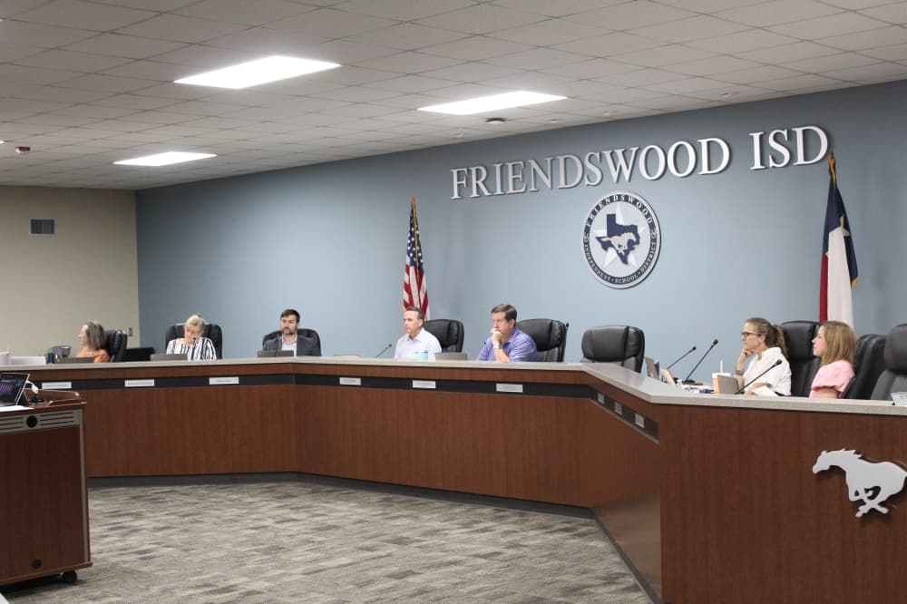 Friendswood ISD trustees consider new 2024-25 academic calendar