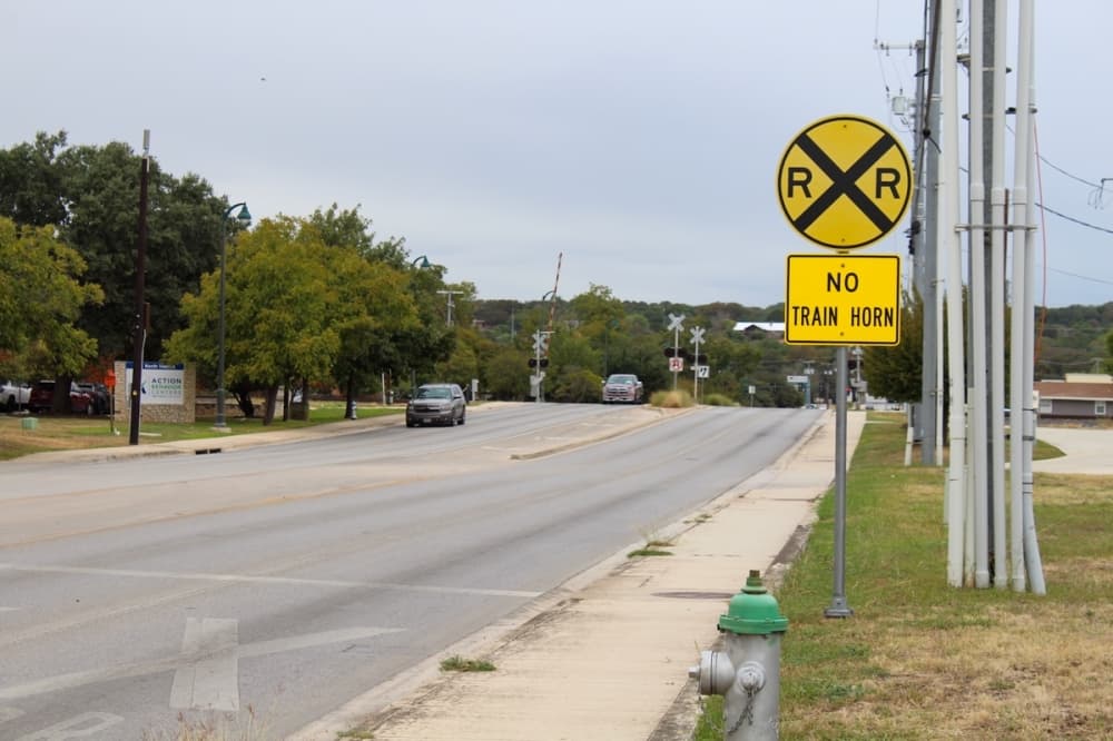 Quiet zones resume at 10 railroad crossings in New Braunfels