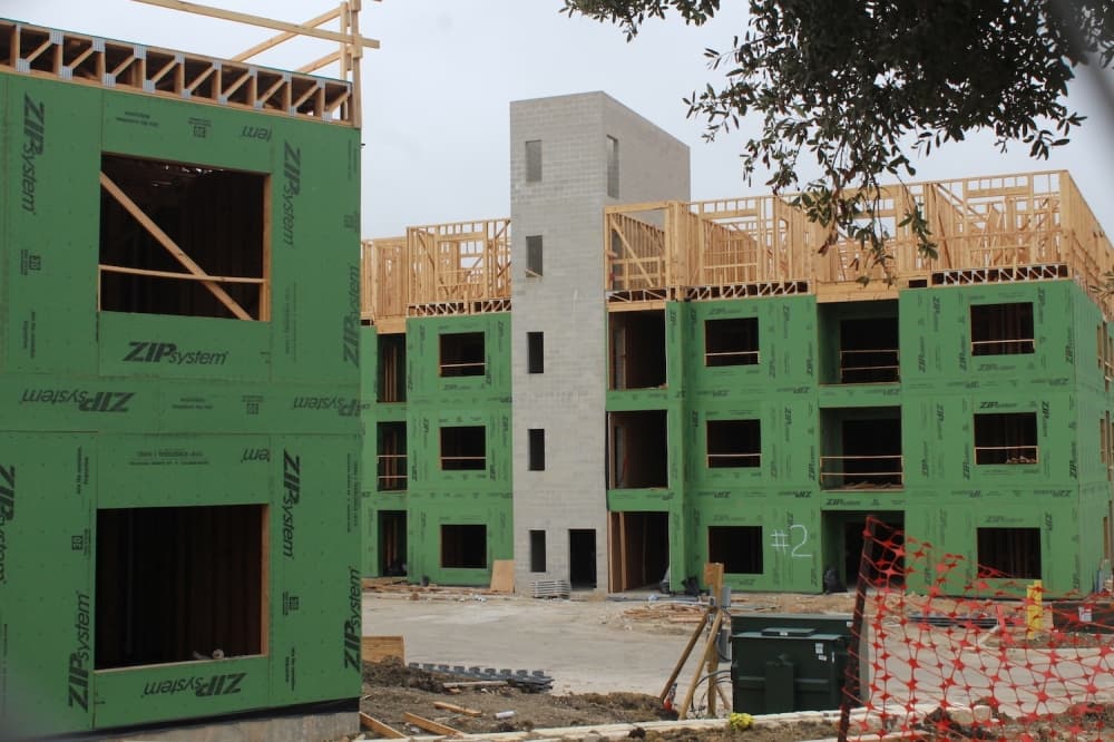 New apartments, old city hall restoration to be completed in 2024 in New Braunfels