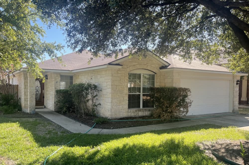 Ryan's Crossing in Round Rock offers midsized homes near Old Settlers Park