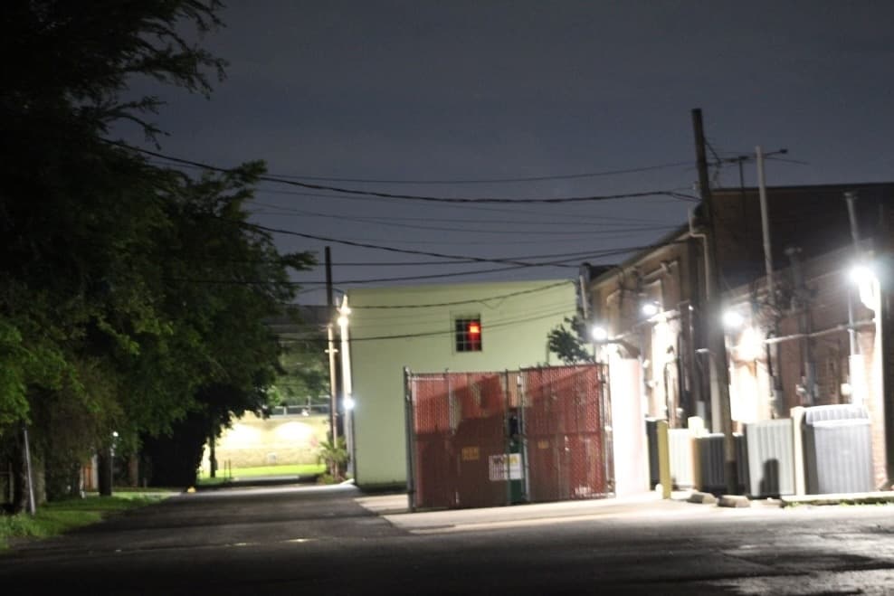 Bellaire officials postpone vote, revise city’s proposed lighting ordinances