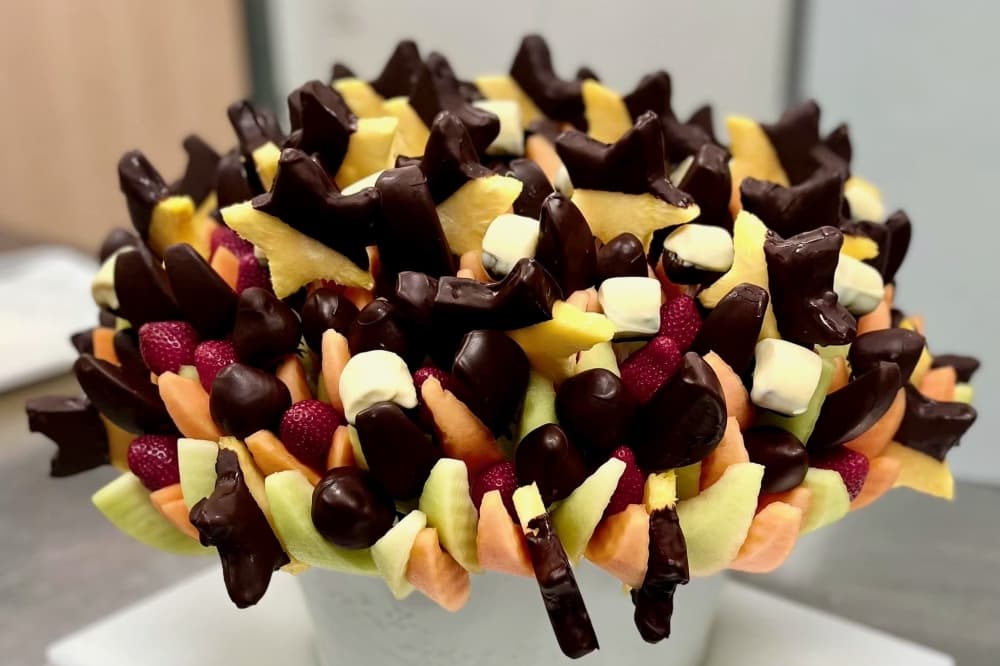 Dessert shop Edible Arrangements changes locations in Lakeway