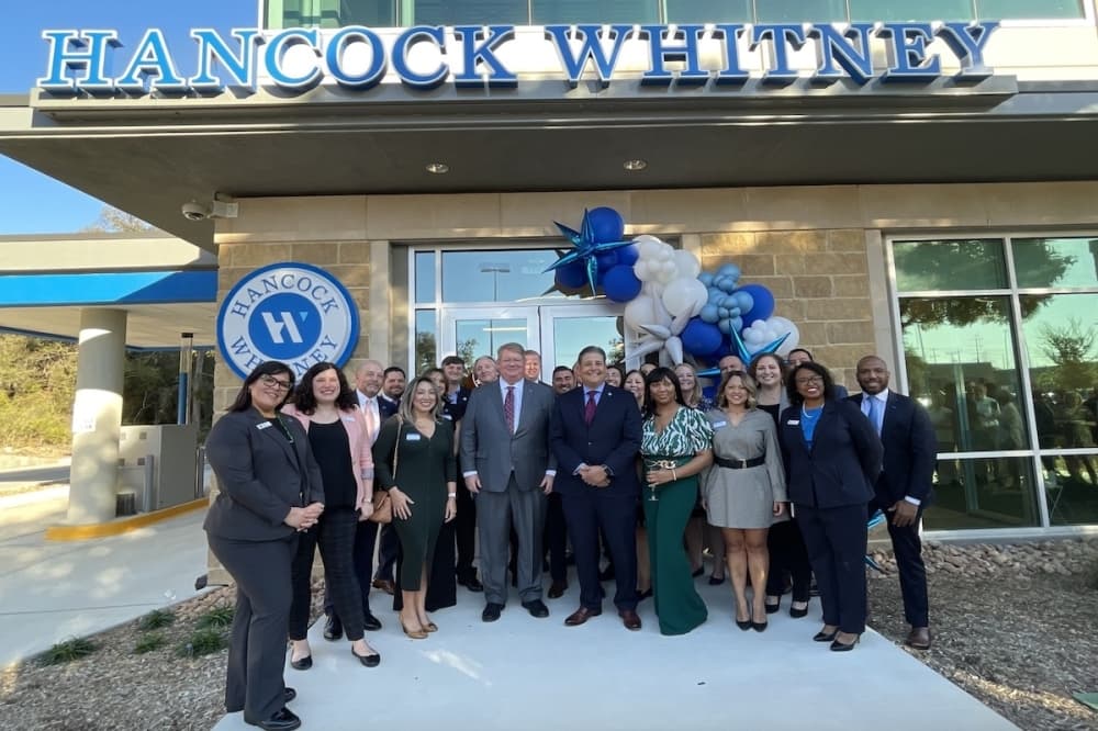 Hancock Whitney opens bank in North San Antonio