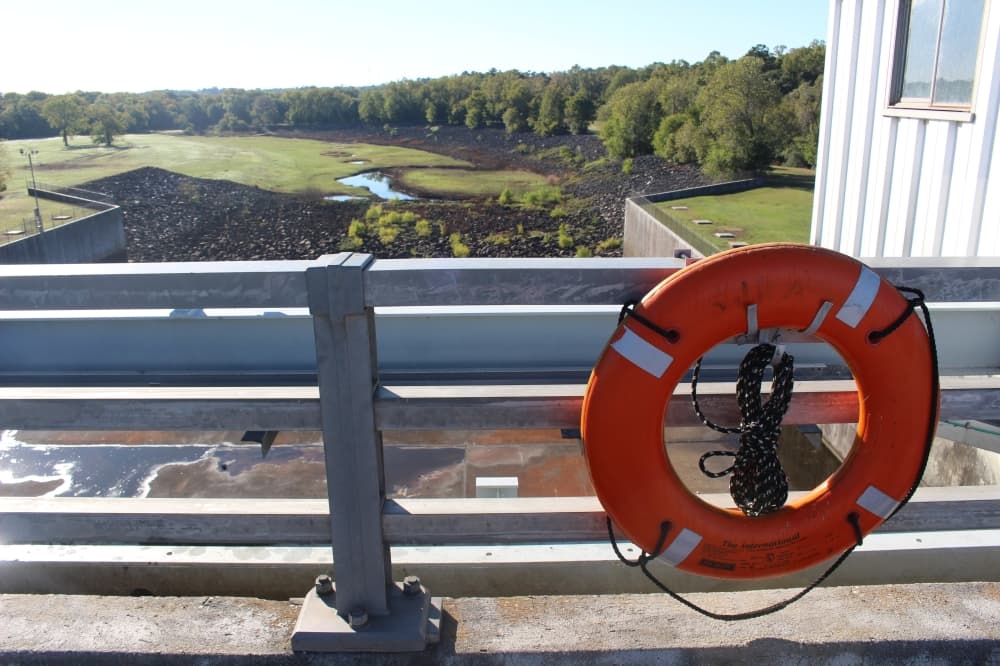 dam spillway