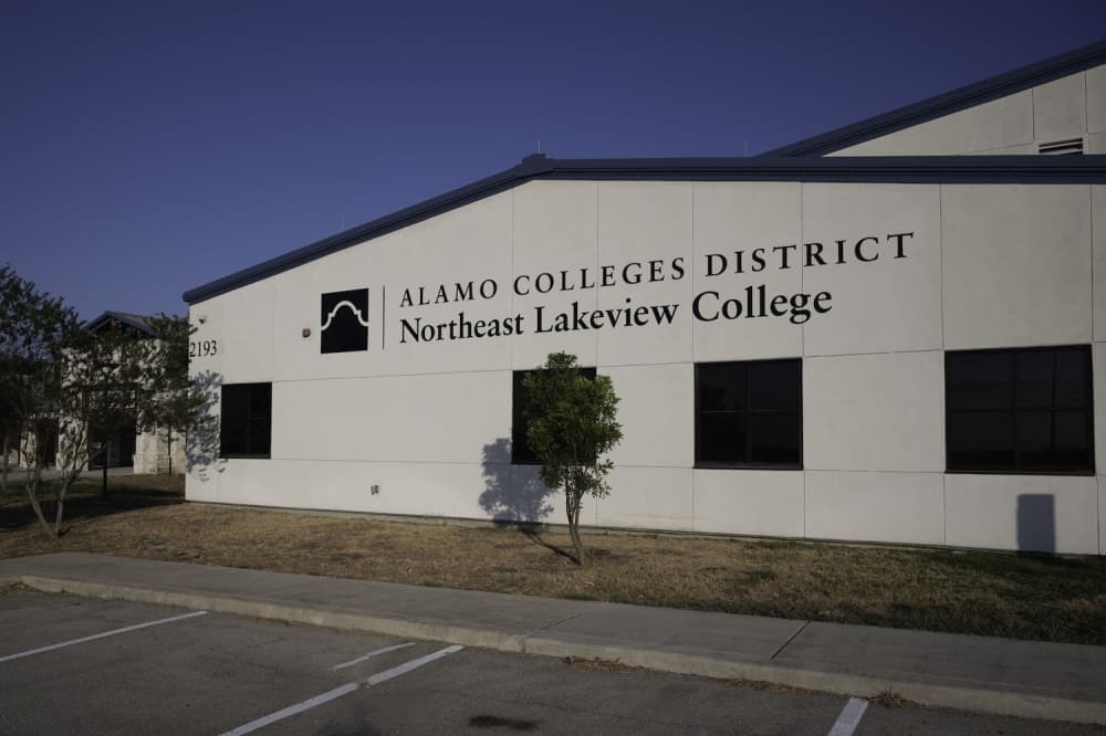 Learn more about local higher education trends in the New Braunfels area
