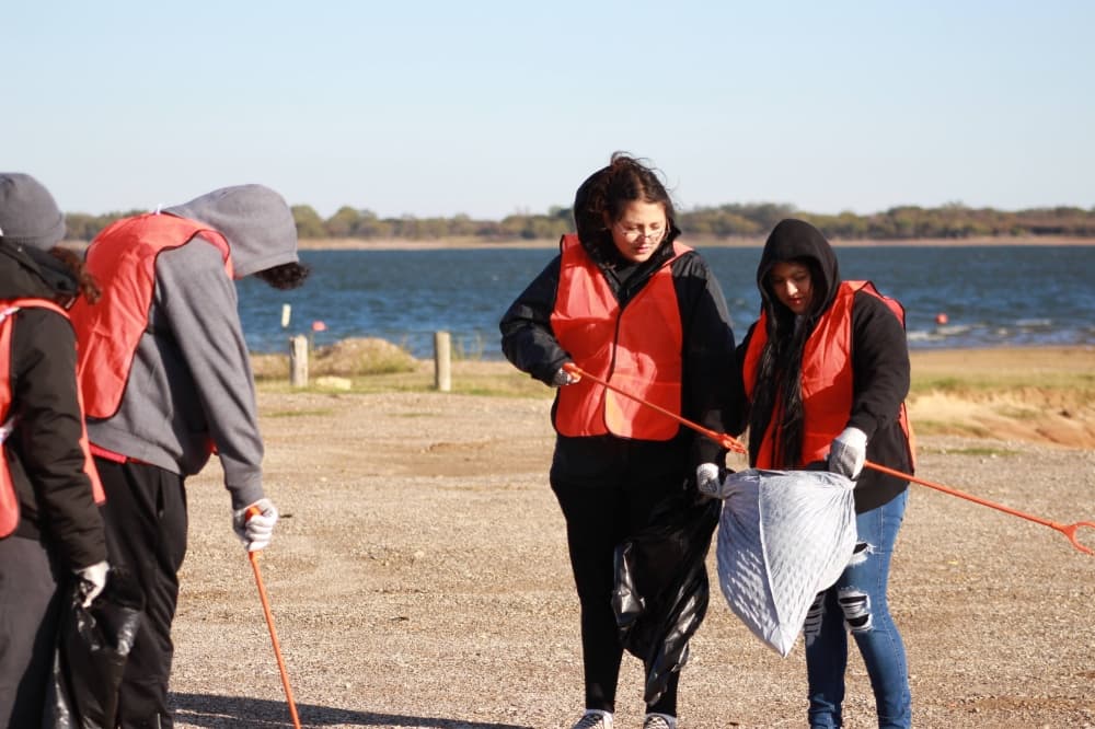 Volunteers needed for Keep Lewisville Beautiful’s Trinity Trash Bash cleanup