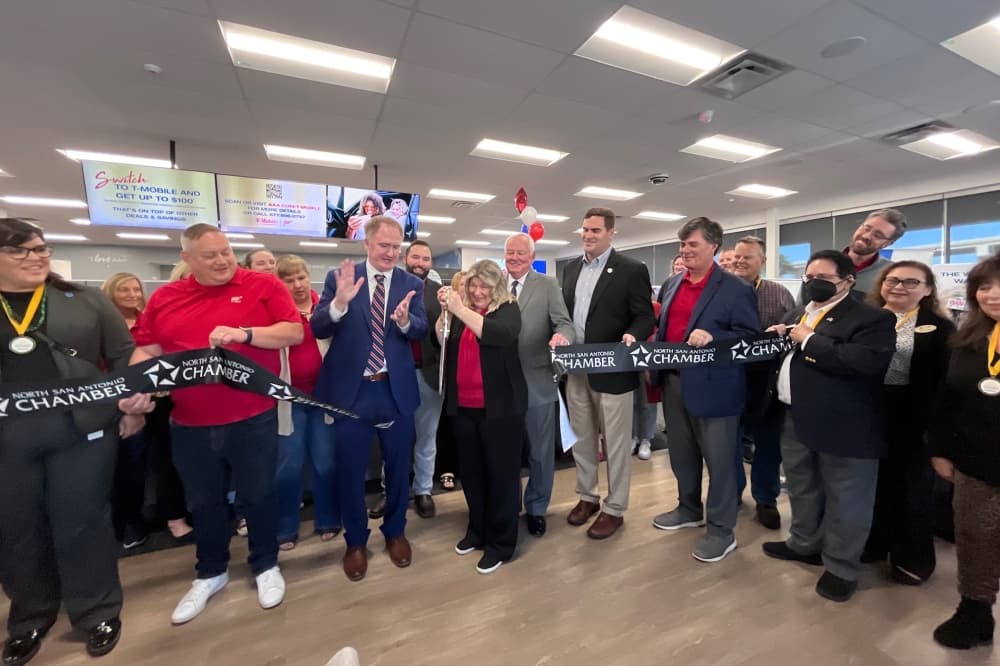 Officials celebrate grand opening of North San Antonio AAA Texas office