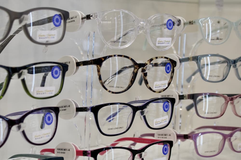 Eyeglasses 