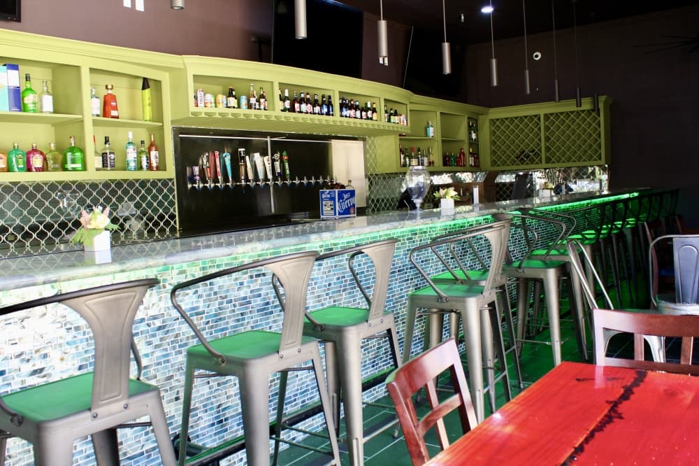 Outside bar