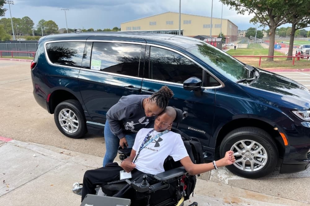 GCISD unites: Student receives wheelchair-accessible van