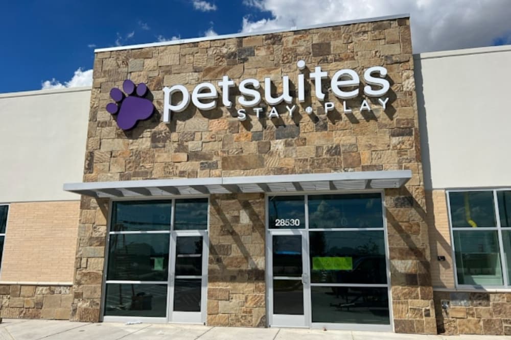 12th PetSuites of America opens in Fulshear