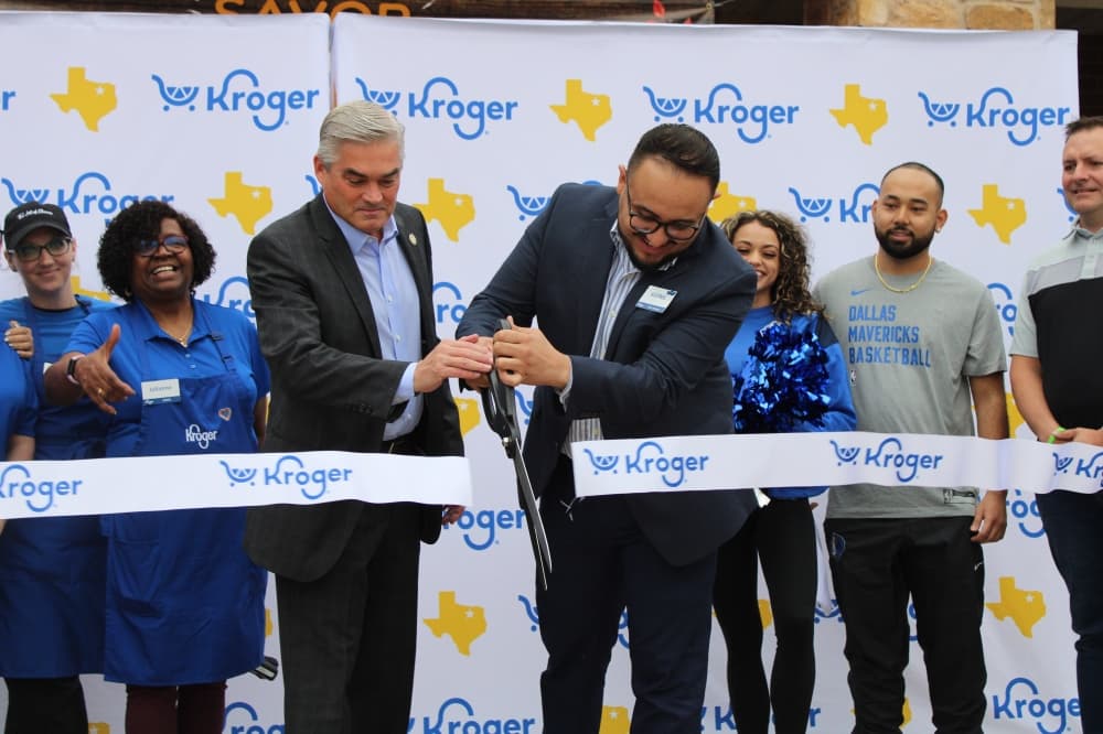 Kroger holds grand reopening in Prosper