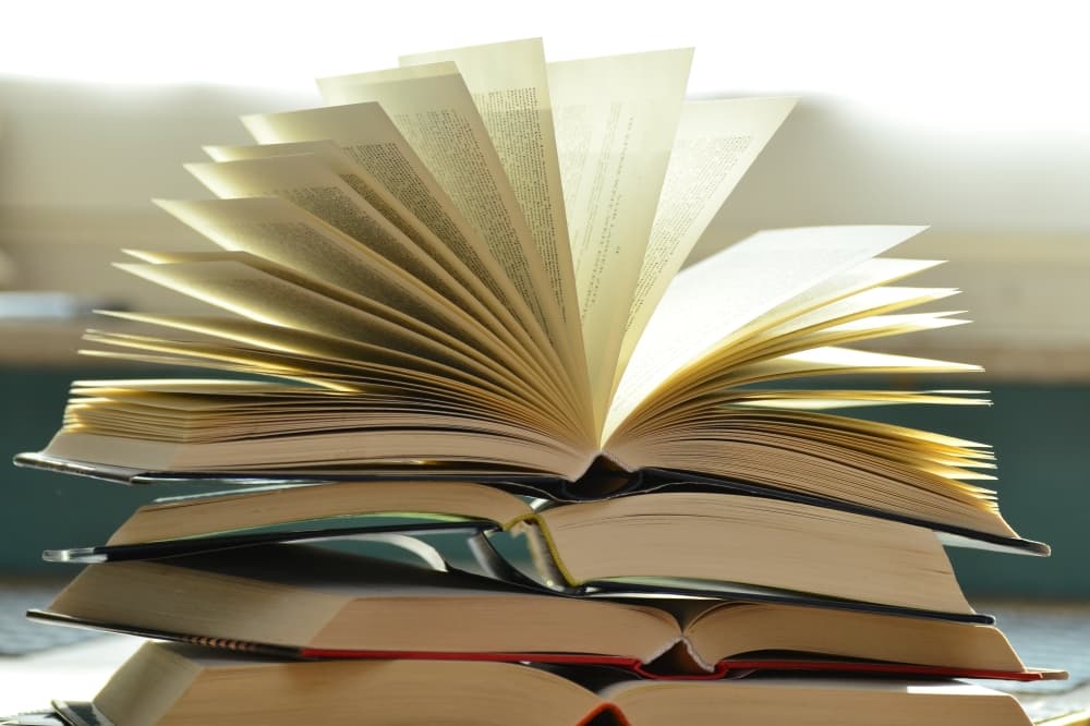 Spring American Federation of Teachers donates 40,000 books to Spring ISD