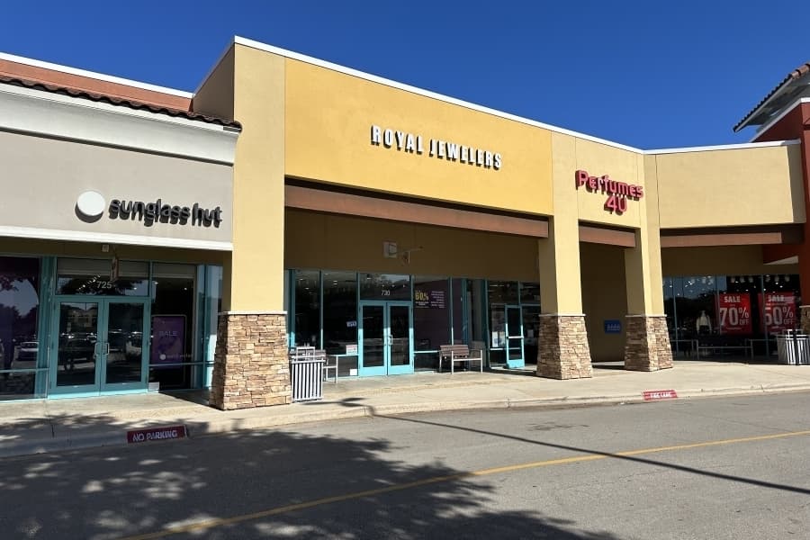 Locally owned Royal Jewelers opens second location at Tanger Outlets in San Marcos
