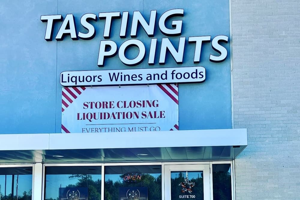 Tasting Point Liquors Wines & Foods to close