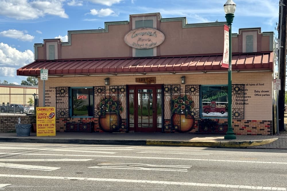 Restaurant building 