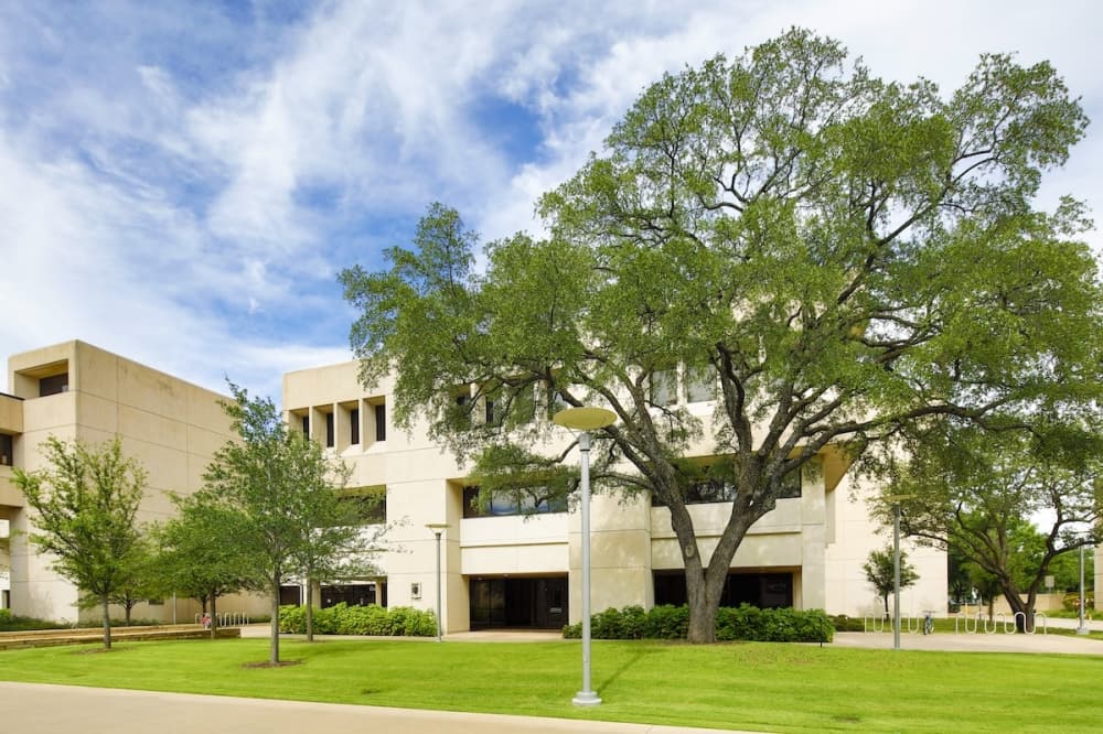 UT Dallas conducting quality-of-life survey in North Texas