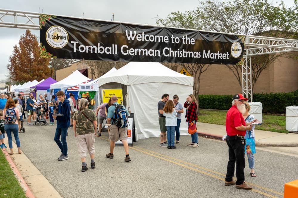 Welcome sign with vendors