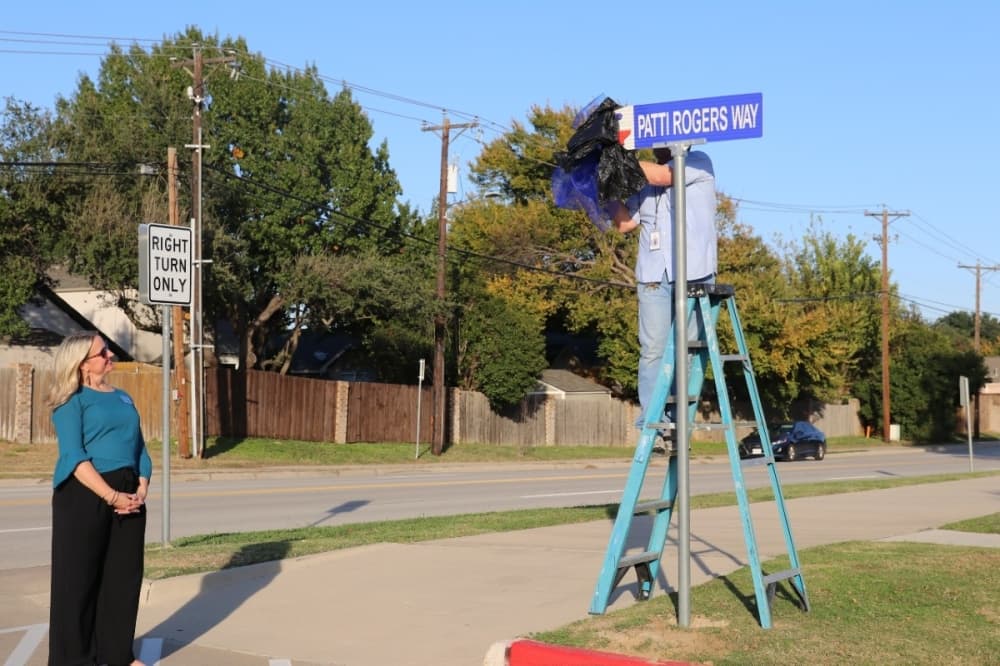 Bransford Elementary driveway renamed for influential teacher in Colleyville