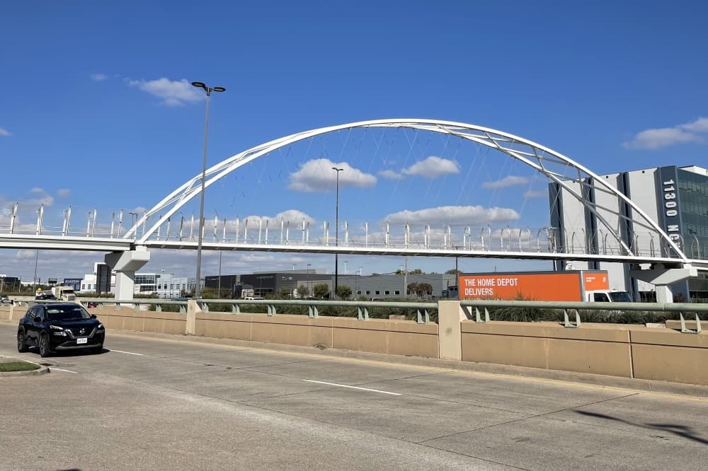 Northaven Trail bridge in north Dallas opens for pedestrians, cyclists