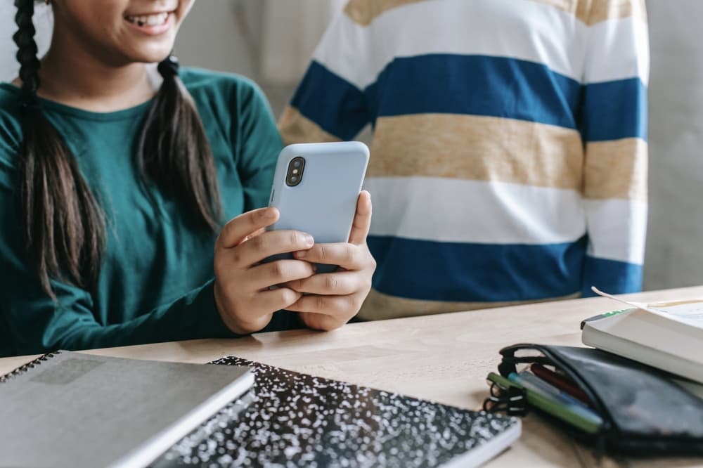 Conroe ISD board approves cell phone, smartwatch policy for junior high, high school levels