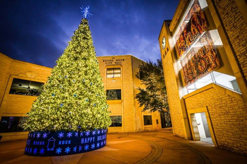 See Santa, light the menorah: 9 events happening in the Round Rock area this December