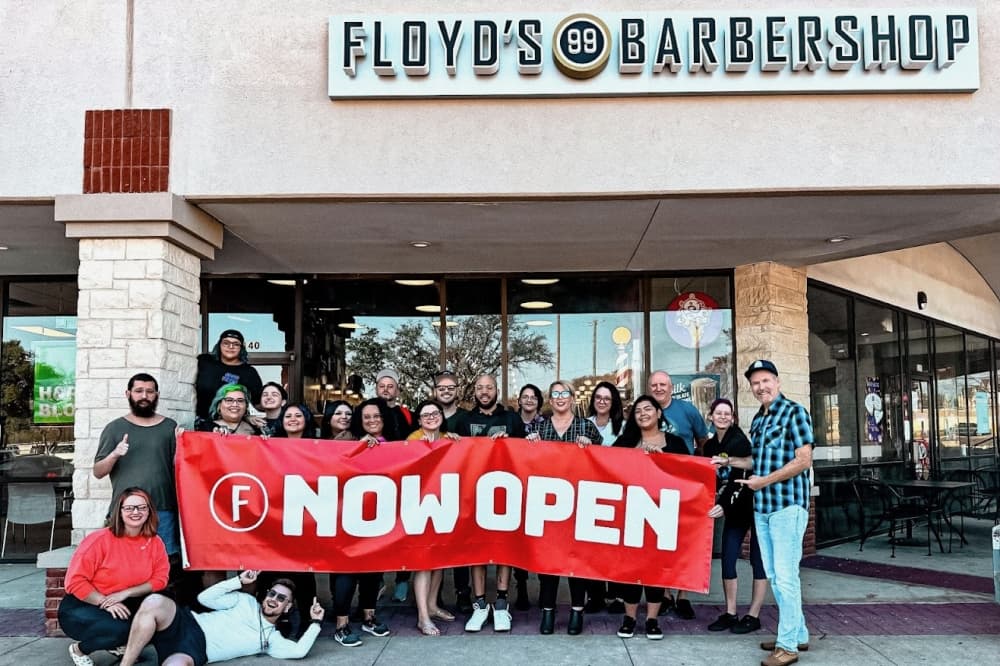 Floyd's 99 Barbershop opens in Round Rock