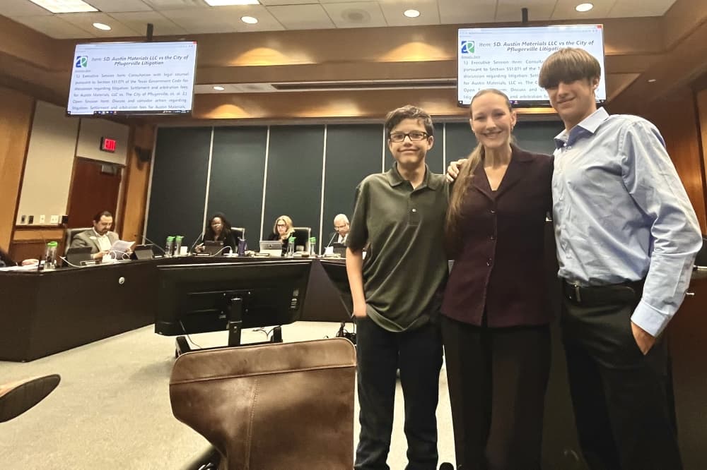 Pflugerville council addresses alternative school lunches with $100K donation