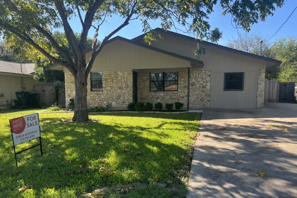 Established Quail Valley neighborhood offers easy access to downtown Georgetown, city parks