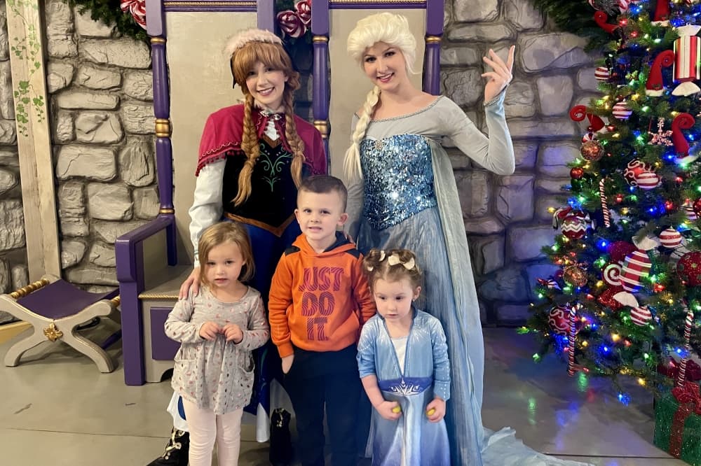 Anna and Elsa