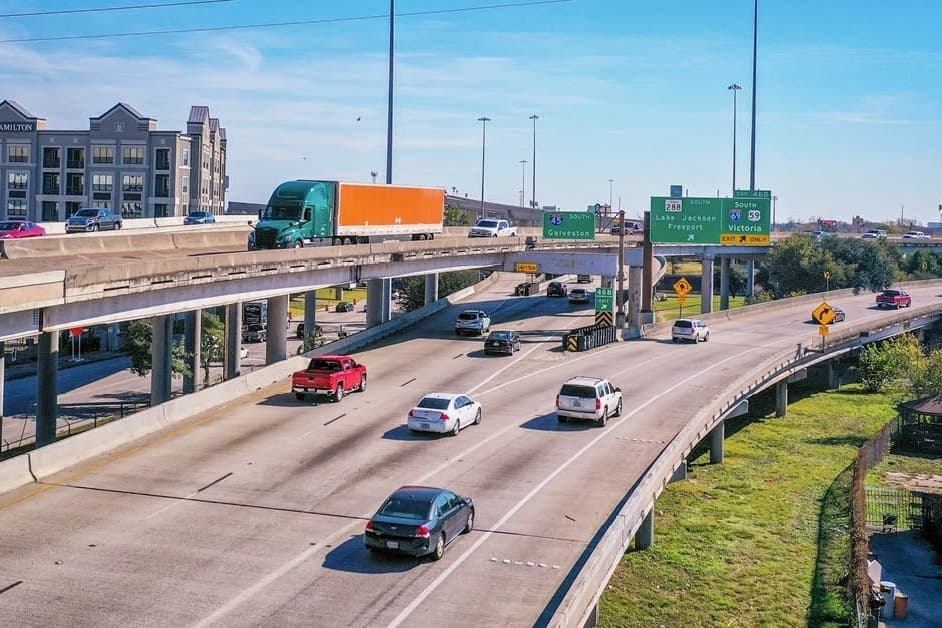 TxDOT gives updates on I-45 expansion timeline, announces public meetings