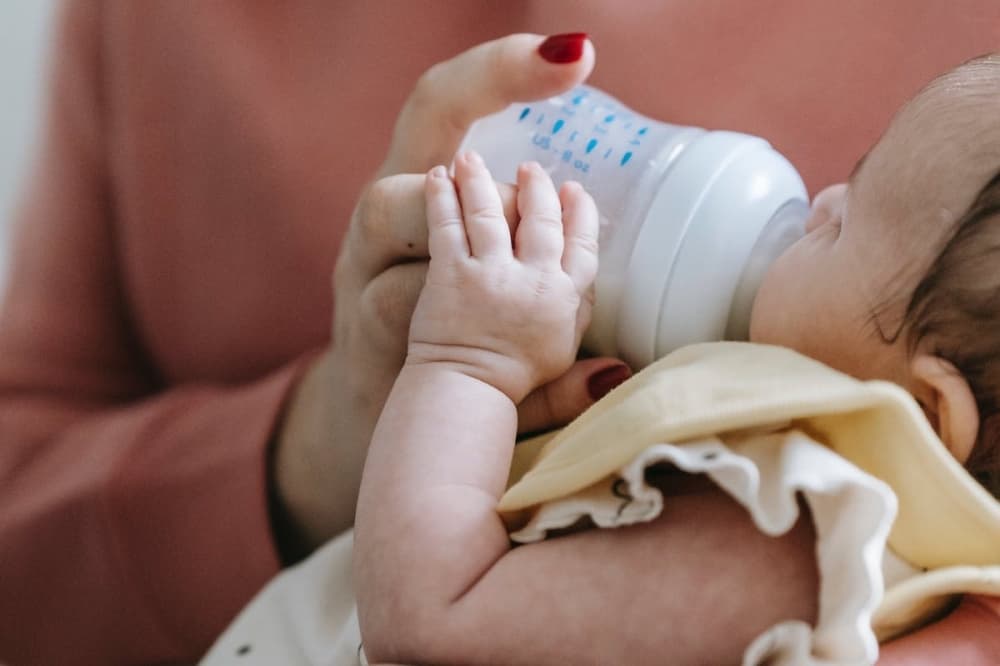 New nonprofit partnership increases infant formula access for northwest Houston families in need