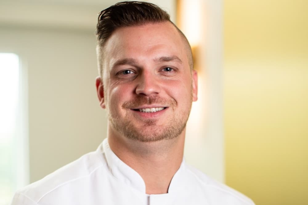Chef announced as opening nears for new eatery planned next to River Oaks Theater