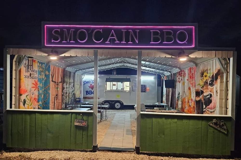 The exterior of the food truck