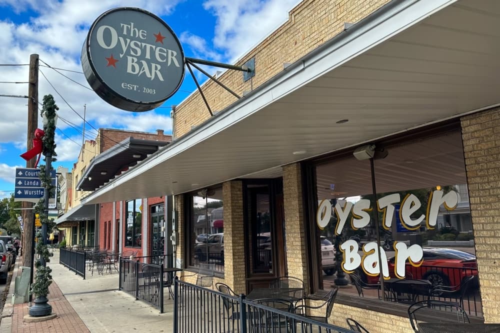 The Oyster Bar Celebrates 20th anniversary in New Braunfels