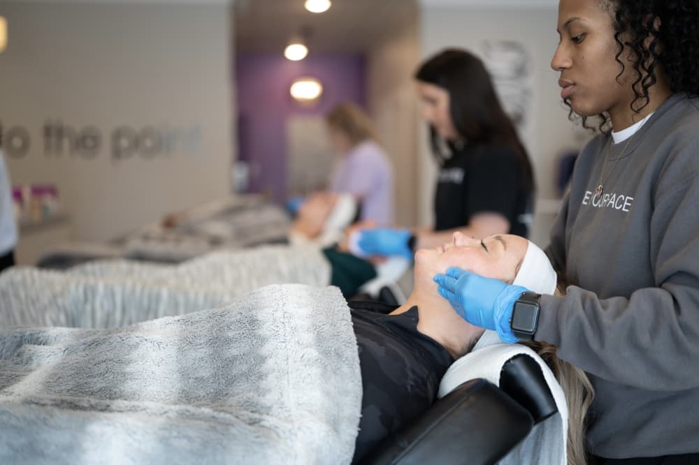 Fizz Facial Bar offers skin care treatments in Frisco