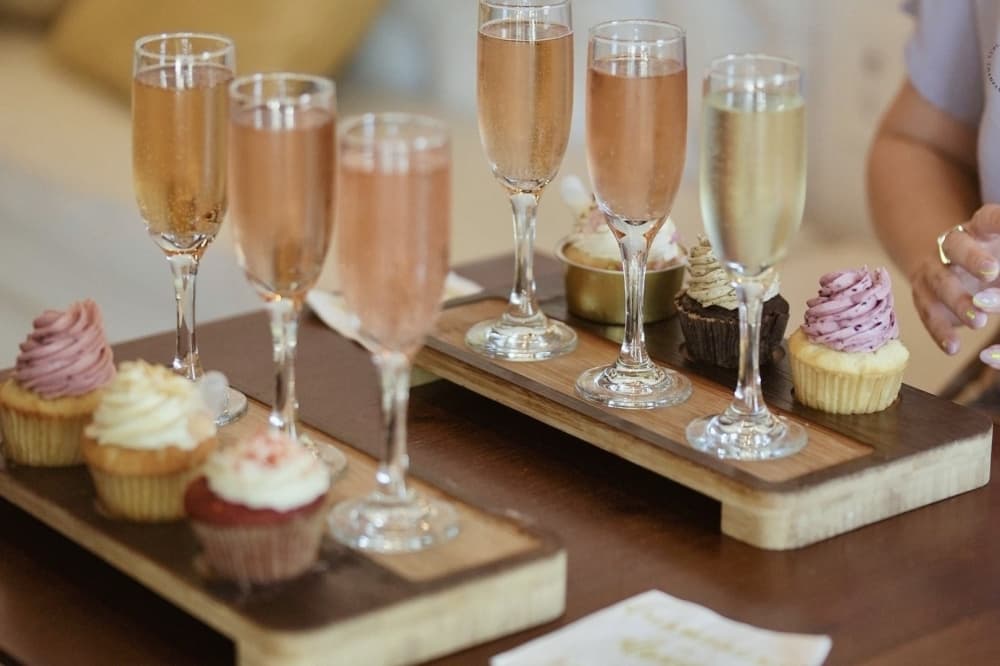 Cupcakes and Bubbles expands into eatery on Kuykendahl Road