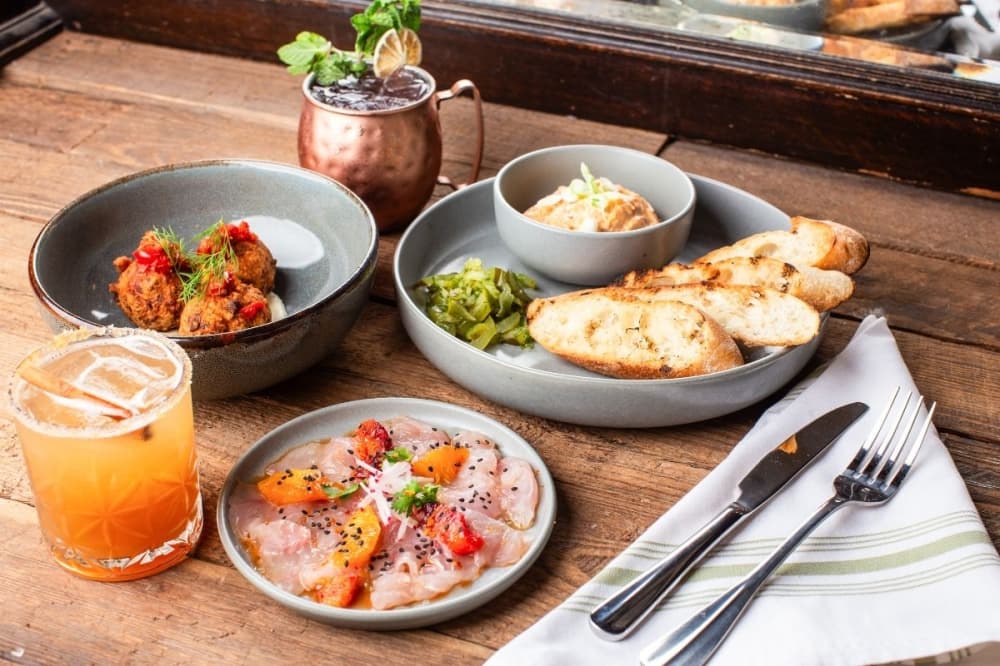1891 American Eatery & Bar opens in Houston Heights