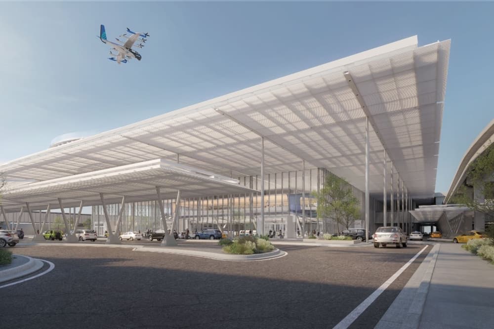United Airlines’ $2.6B expansion plan underway at IAH with plane debut, enhanced baggage system