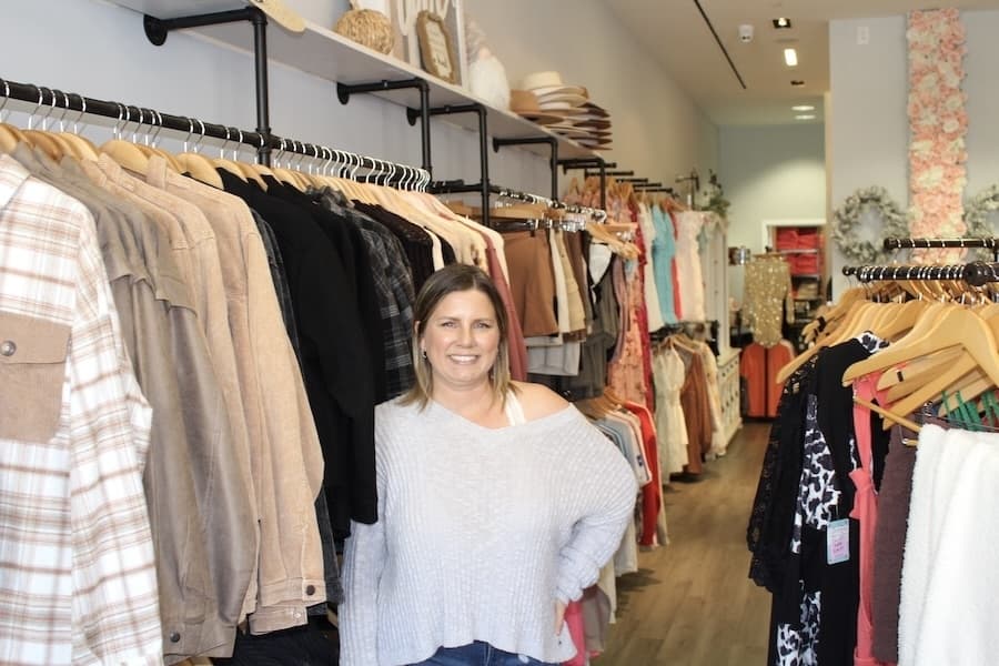Highland Village clothing store LuvLeigh Apparel moves into new space