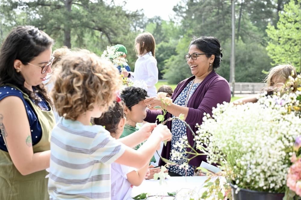 Great Oak Waldorf School celebrated the Spring Festival in April by making baskets of flowers.