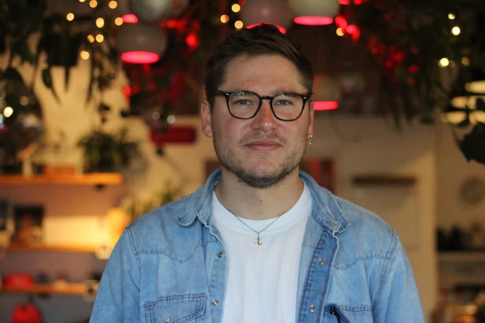 2 Rivers Coffee creates unique experience in New Braunfels through film reels, coffee roasts
