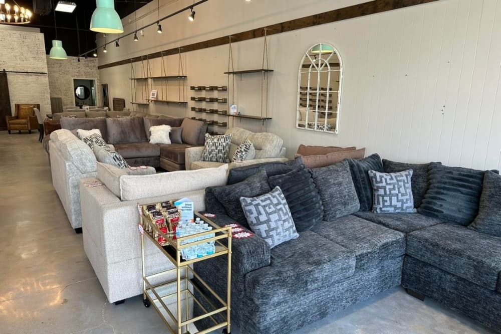Select Living Furniture now open in Pearland