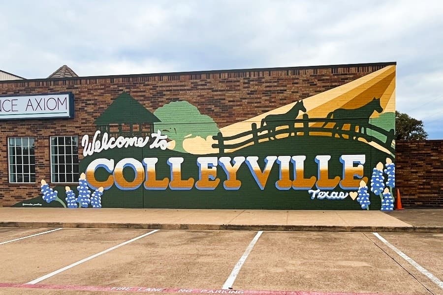 New 320 square-foot mural unveiled at Tara Village Shopping Center in Colleyville
