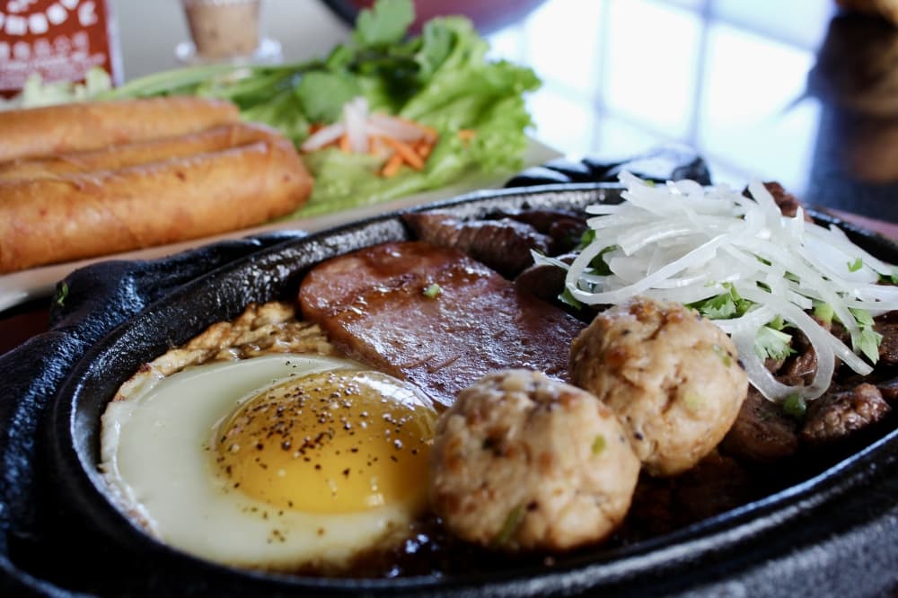 Yummy Pho & Bo Ne brings authentic Vietnamese cuisine to Willowbrook Plaza